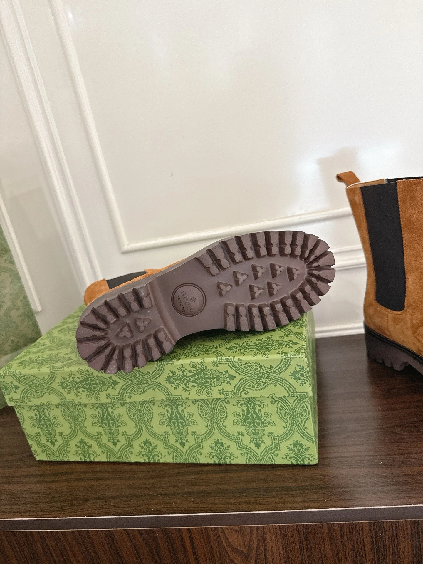 &COCO-- 6u33i 834770 AAE73 2845 Calfskin Heel height：4.5cm item:E-X000I1305